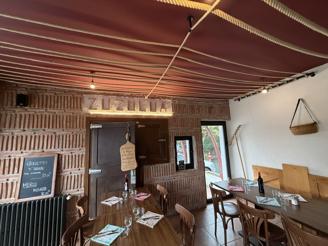 ZUZULUA - Restaurant • Bar • Tapas
