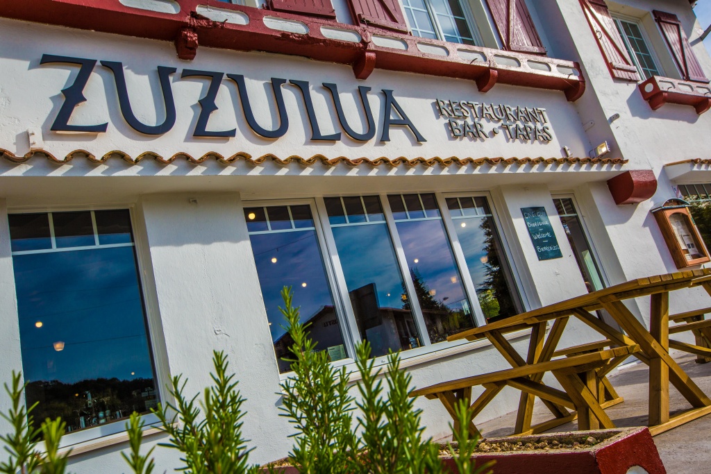 ZUZULUA - Restaurant • Bar • Tapas
